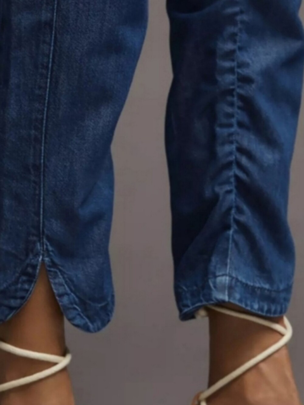 Pilcro Blue Denim Cottage Utility Jogger Jeans Ruched Legs Zipper Pockets Large - Picture 5 of 13